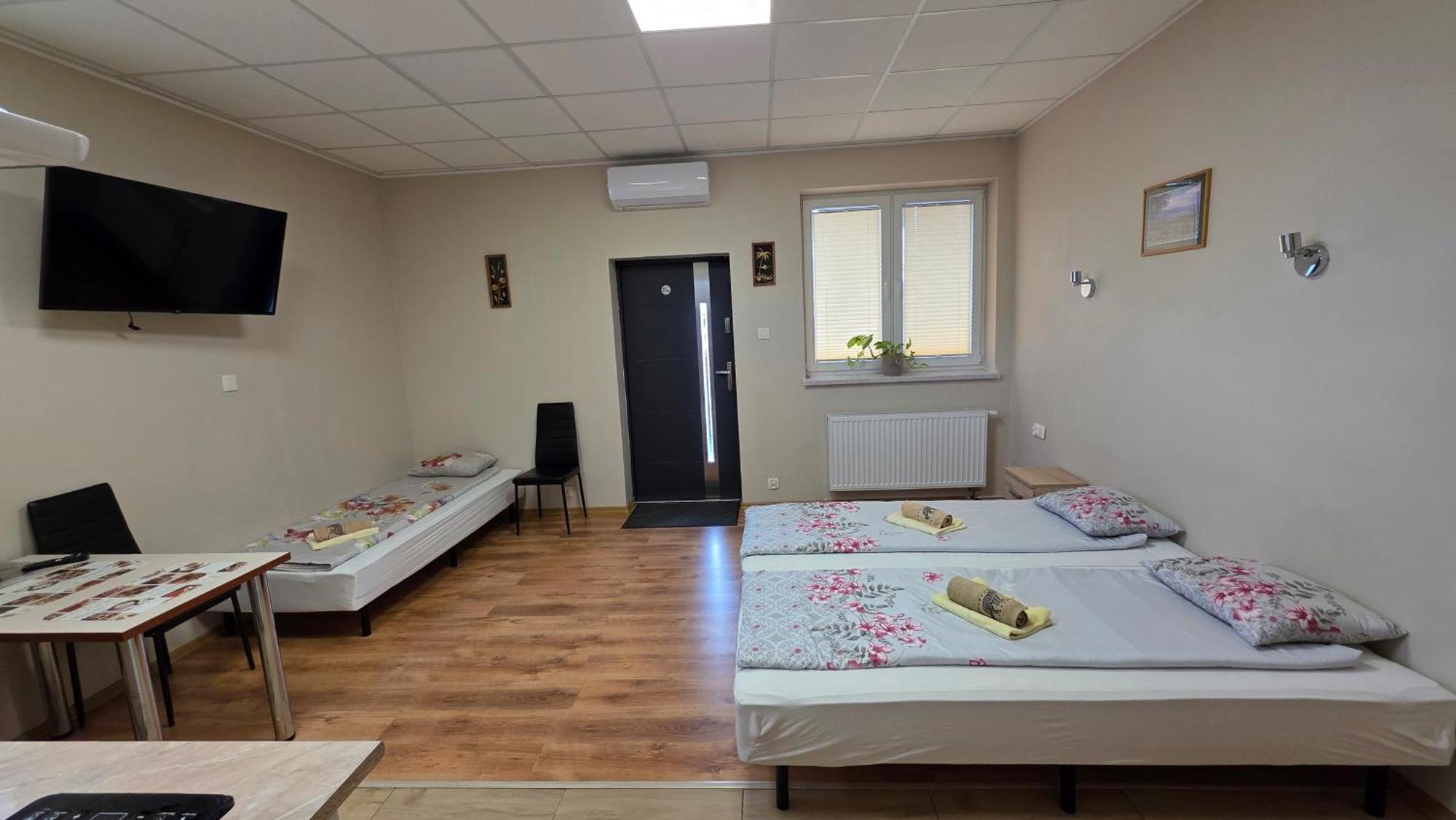 Nad Zalewem 500-163-489 Hotel Zegrze Poludniowe Bagian luar foto